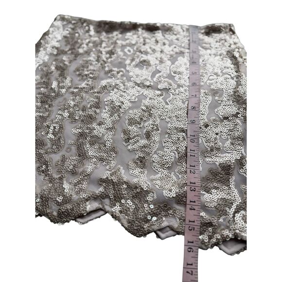 Akira Chicago Red Label Gold Sequined Scalloped Hem Mini Skirt - Picture 7 of 8